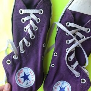 PURPLE HIGH TOP CONVERSE